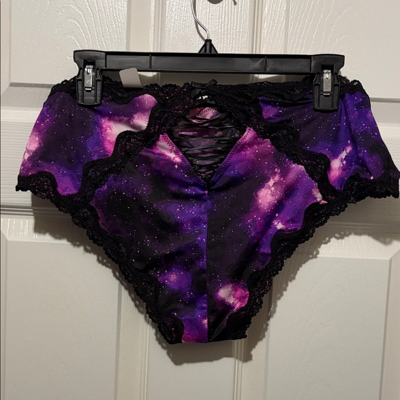 Torrid Purple Galaxy Print Hipster Panties - Picture 4 of 5
